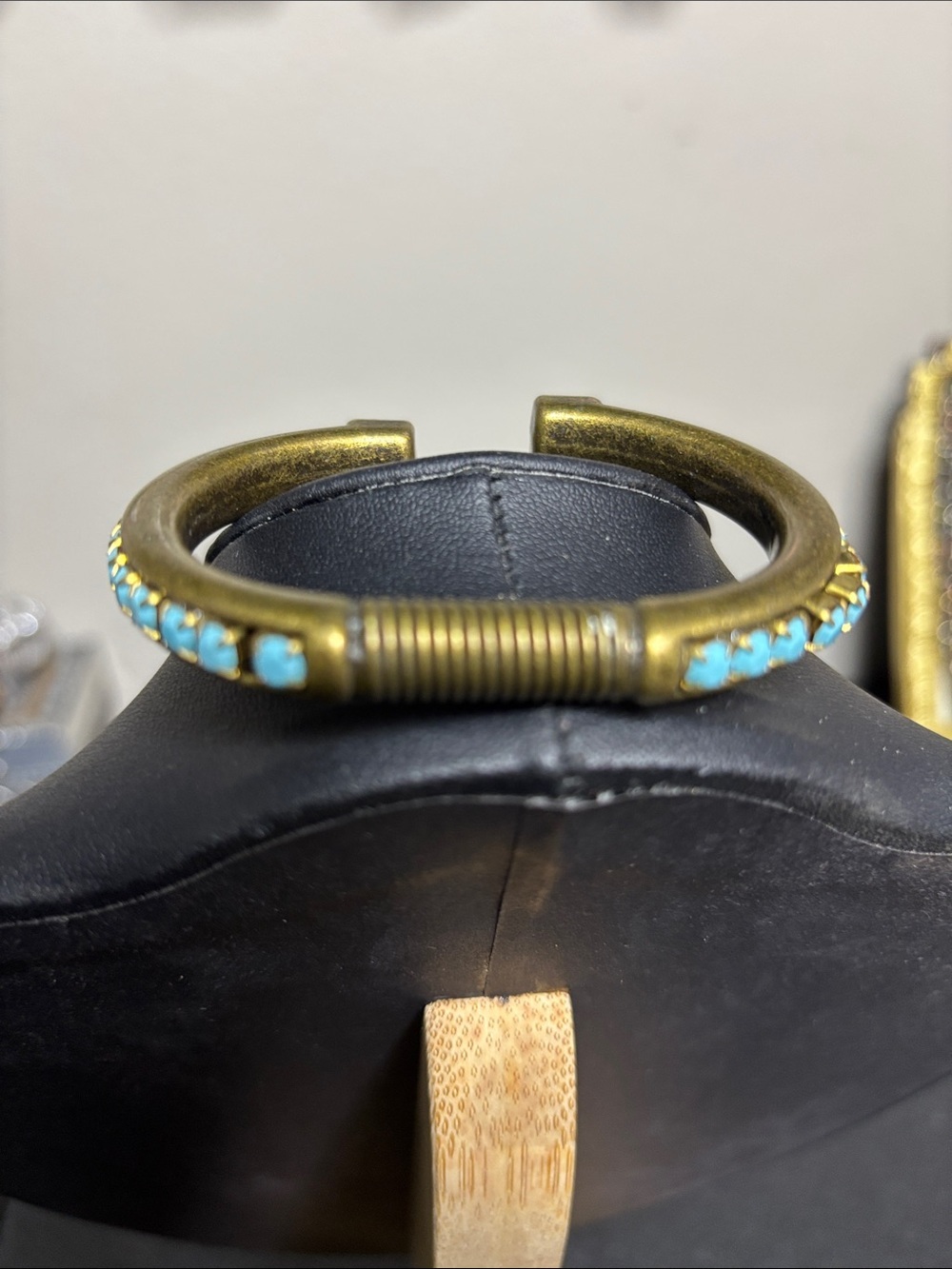 Boho Turquoise Accent Brass Cuff Hinge Bracelet Western - Picture 3 of 8